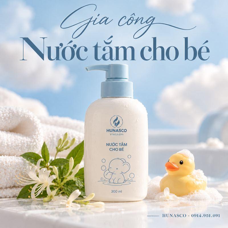 Gia công nước tắm thảo dược cho bé